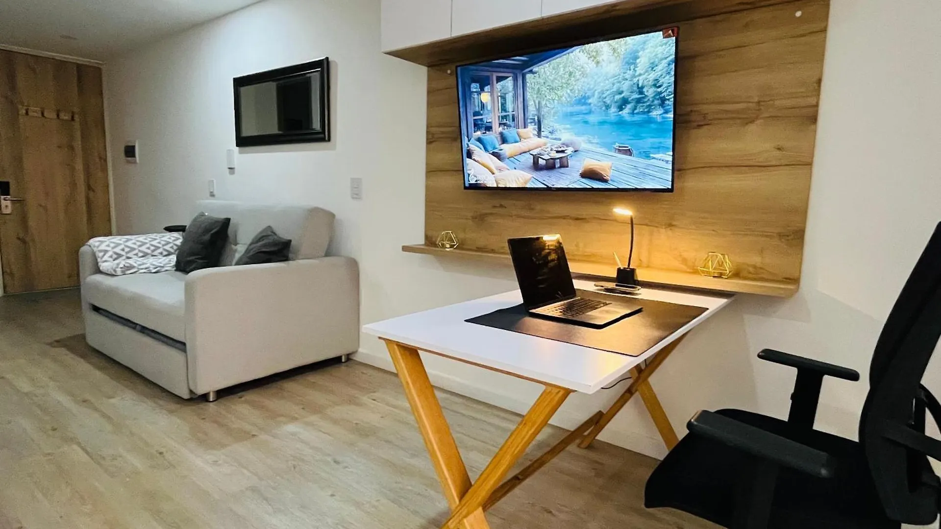 Shaio, Caracol Tv, Cl116, Morato Bogota Colombia