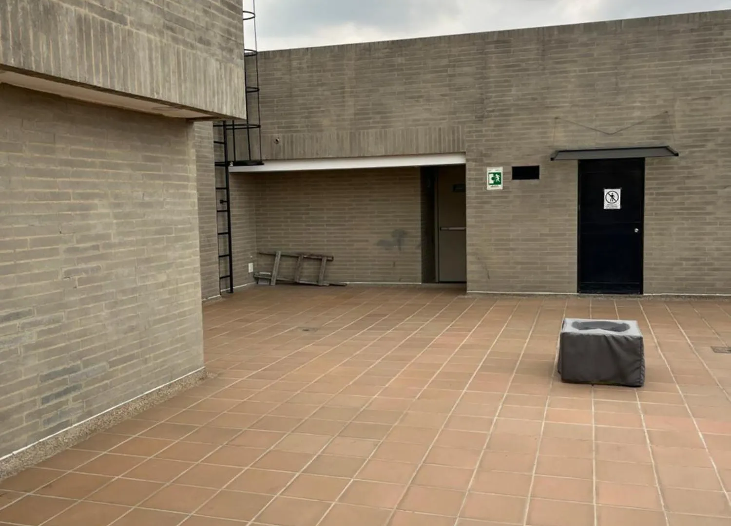 Apartment Shaio, Caracol Tv, Cl116, Morato Bogota Colombia